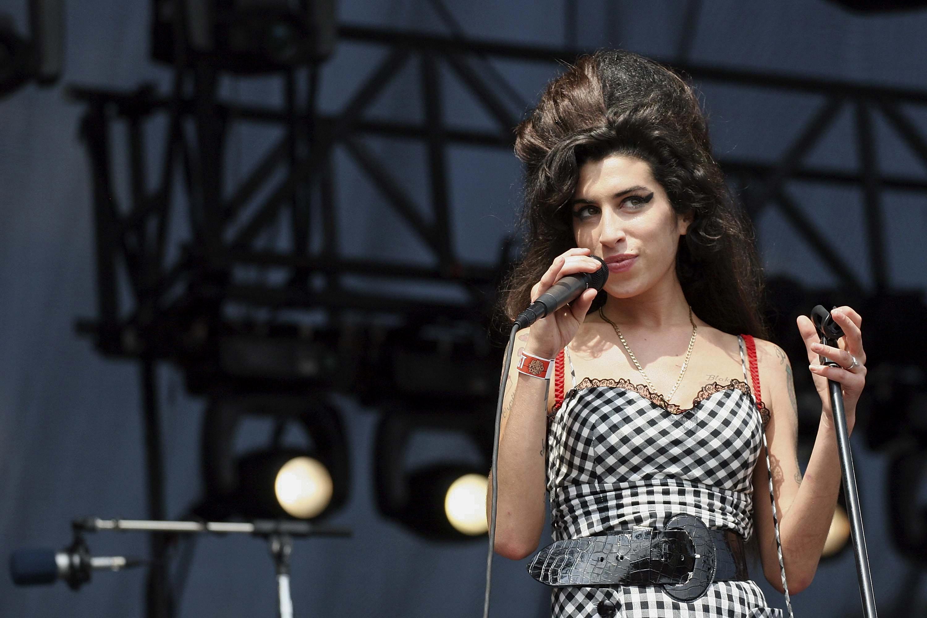 Amy Winehouse s Heartbreaking Final Performance