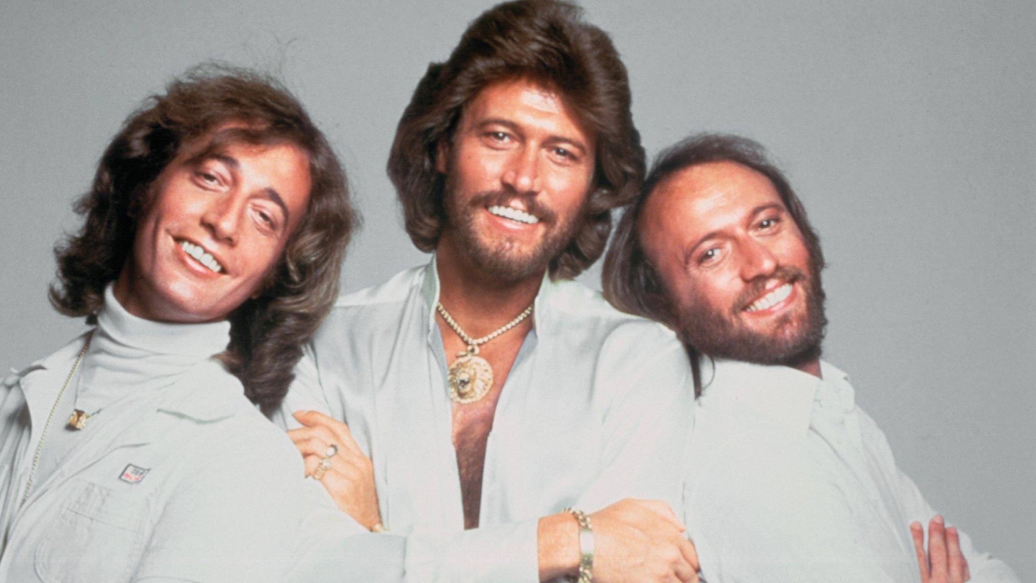 are the bee gees still alive