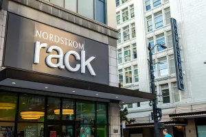 can i use a nordstrom gift card at nordstrom rack 1 1