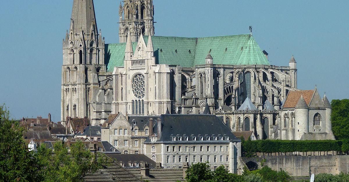 chartres cathedral empire