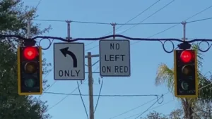 turn left on red 1675108093