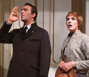 did christopher plummer sing in the sound of music 1