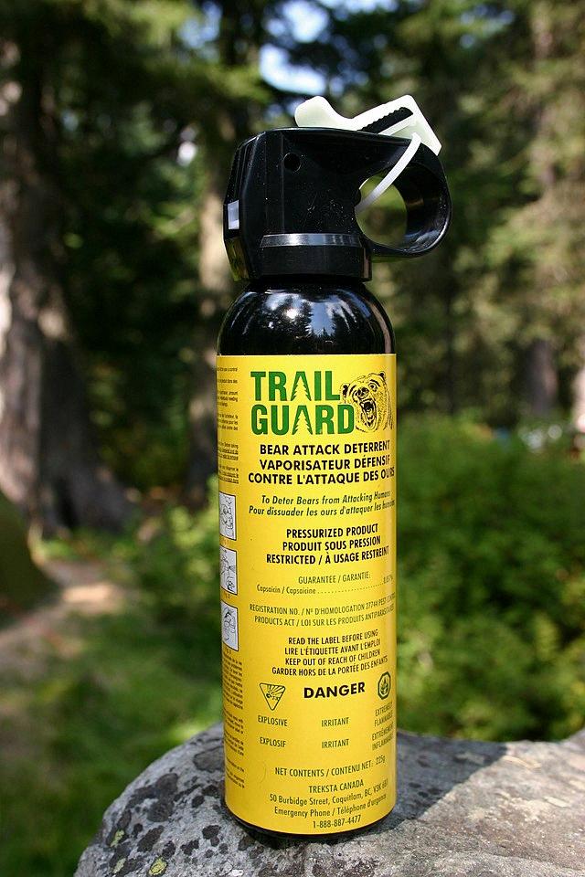 does bear spray work on mountain lions