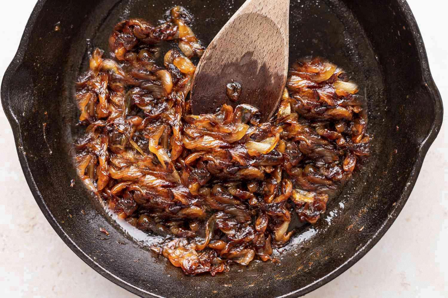 does caramelizing onions add carbs