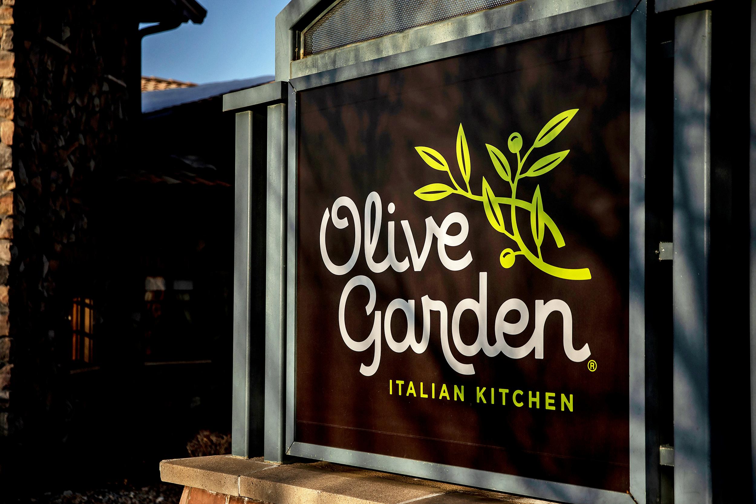 does olive garden take reservations