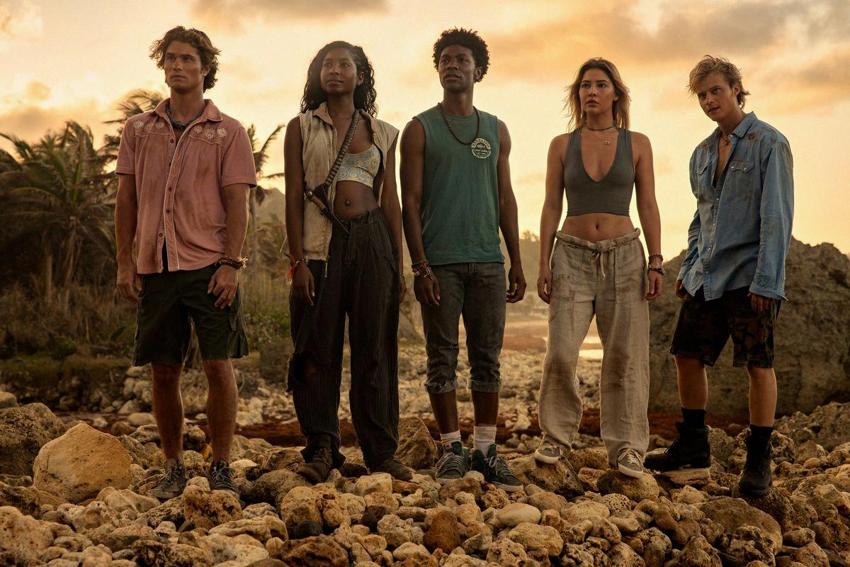 Get To Know Sarah Cameron From 'Outer Banks'