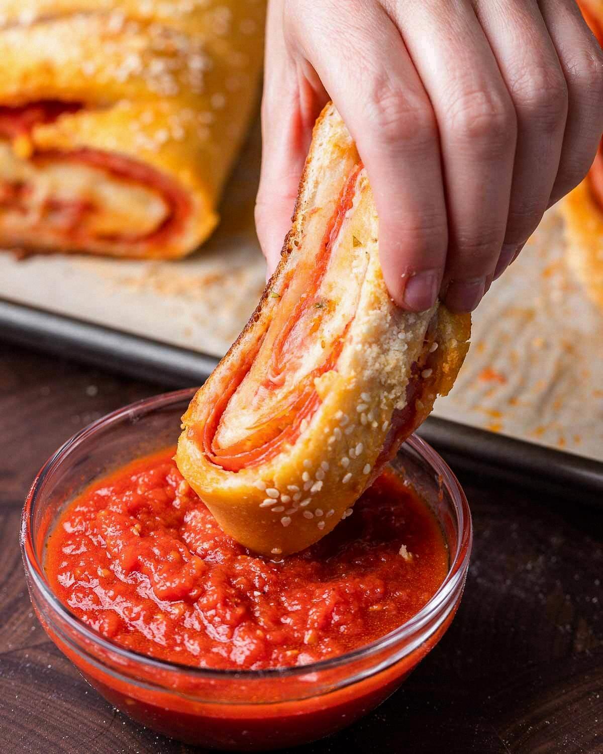 does stromboli have sauce