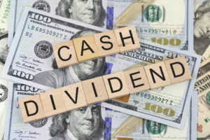 entries for cash dividends are required on the 1 1