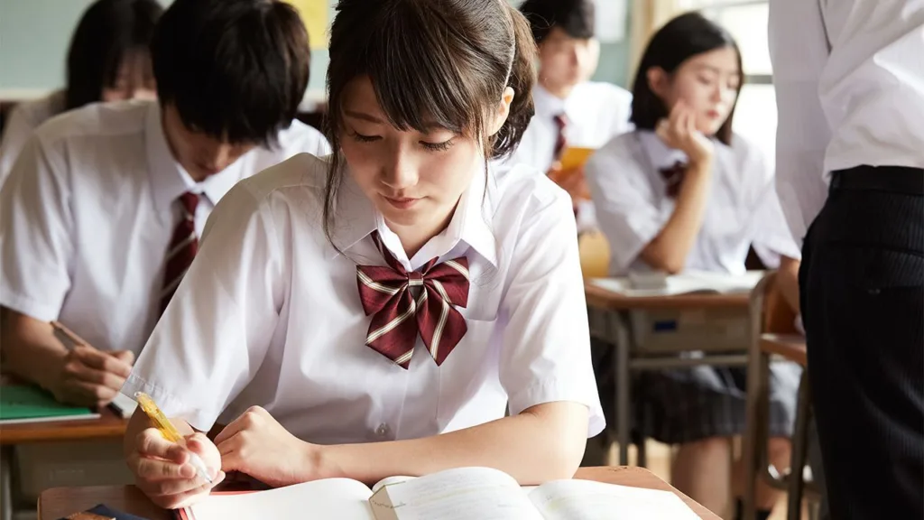 japanese high school students 1680083256