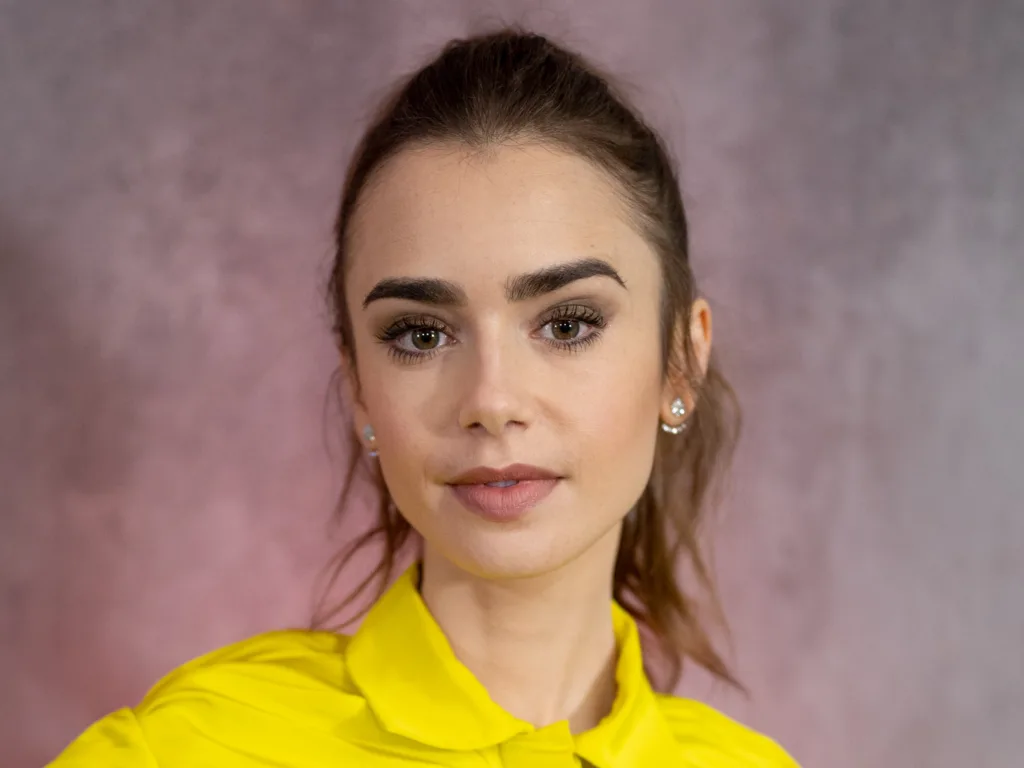 lily collins 1679203591