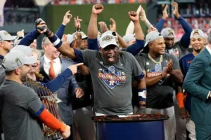 has dusty baker won a world series 1 1