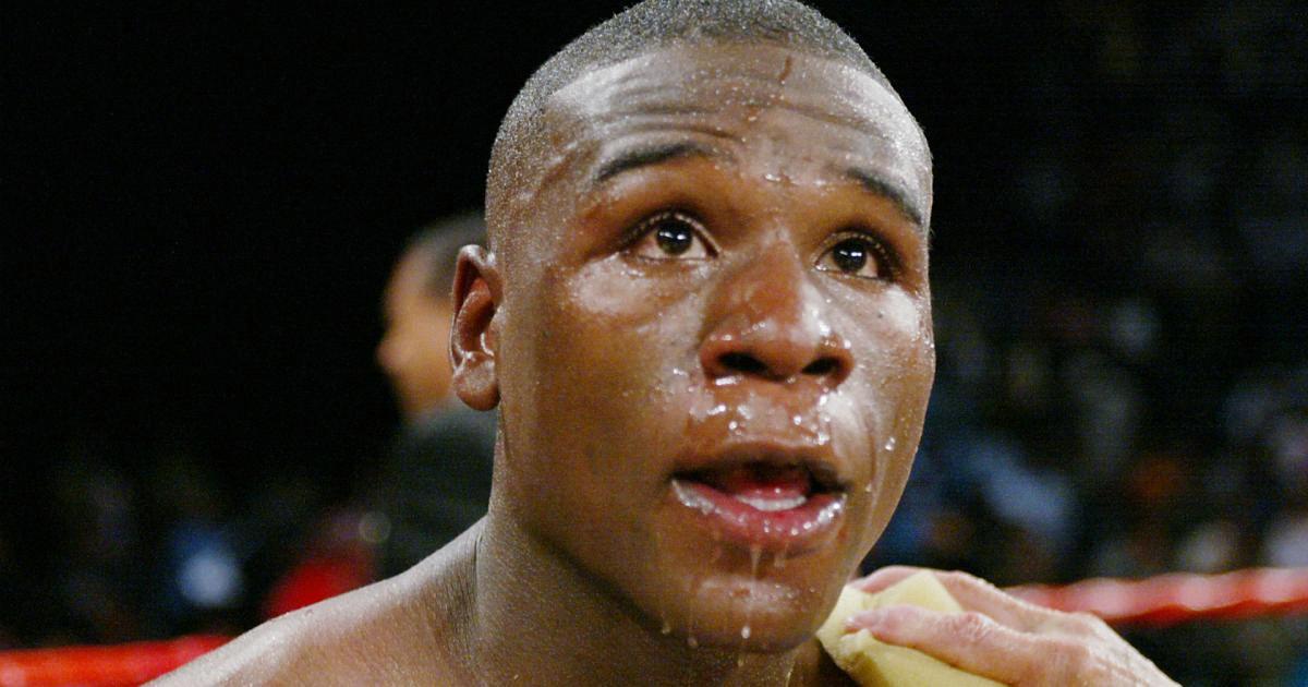 has floyd mayweather ever lost