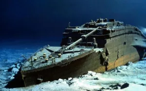 how long did it take to build the titanic 1 1