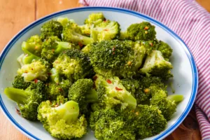 how many calories in steamed broccoli 1 1