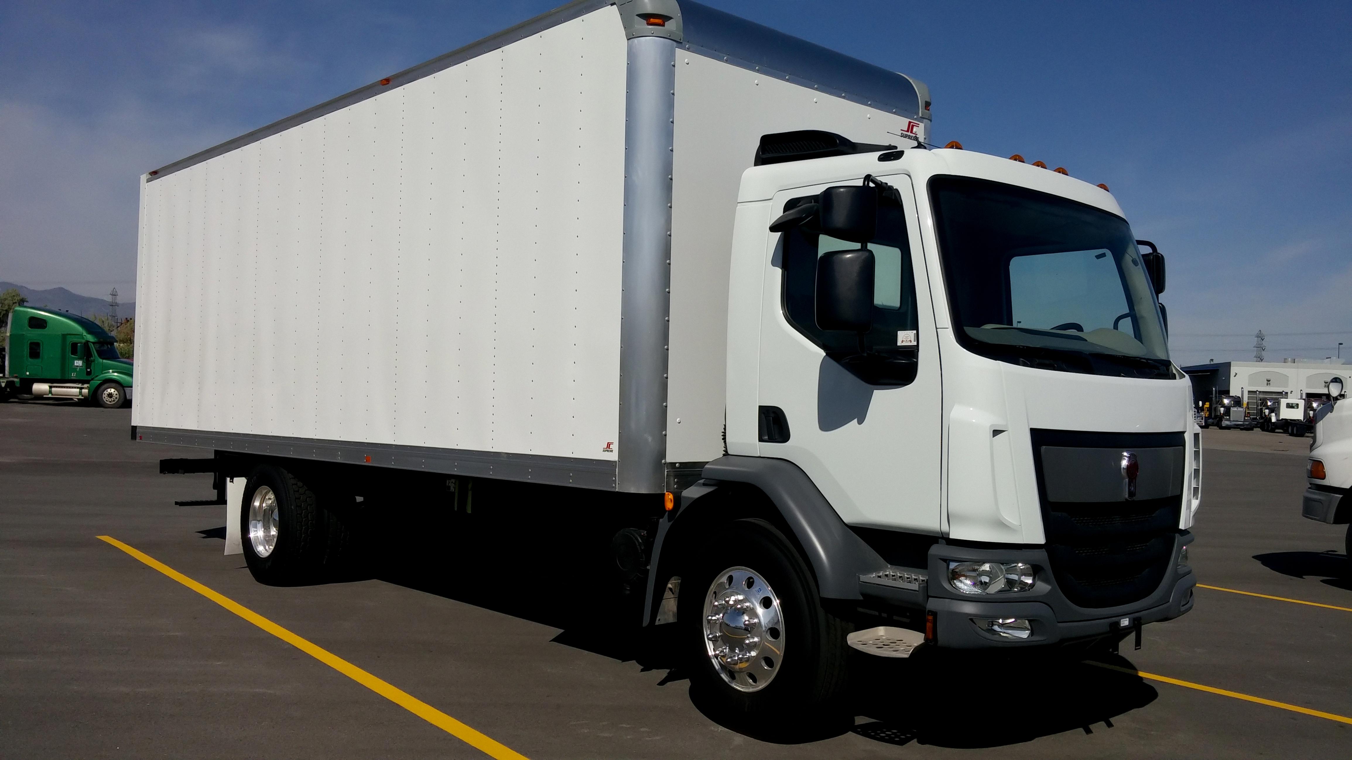 how much can you make with a box truck business