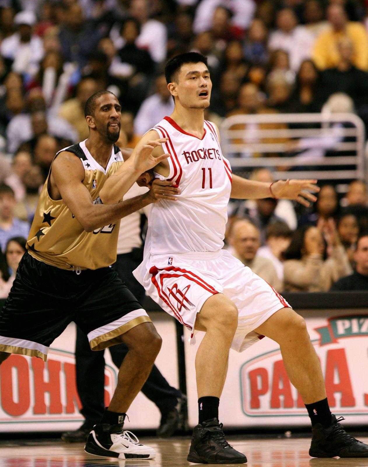 how tall is yao ming