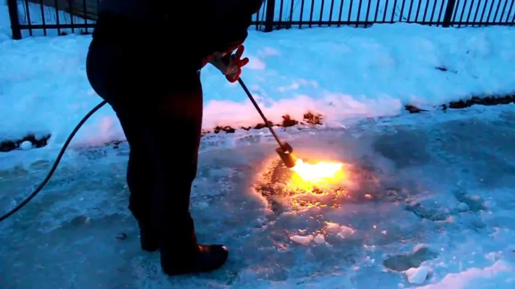propane torch melting snow 1680433213