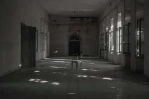 abandoned building 1684578658