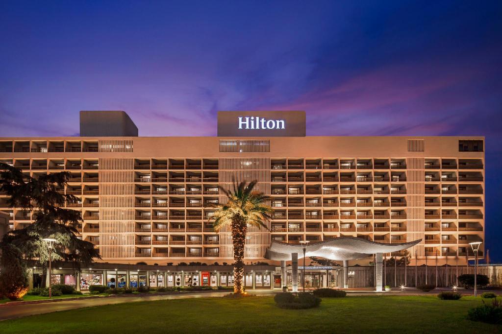 hilton hotel 1683534264