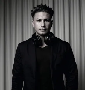 is pauly d engaged 1 1