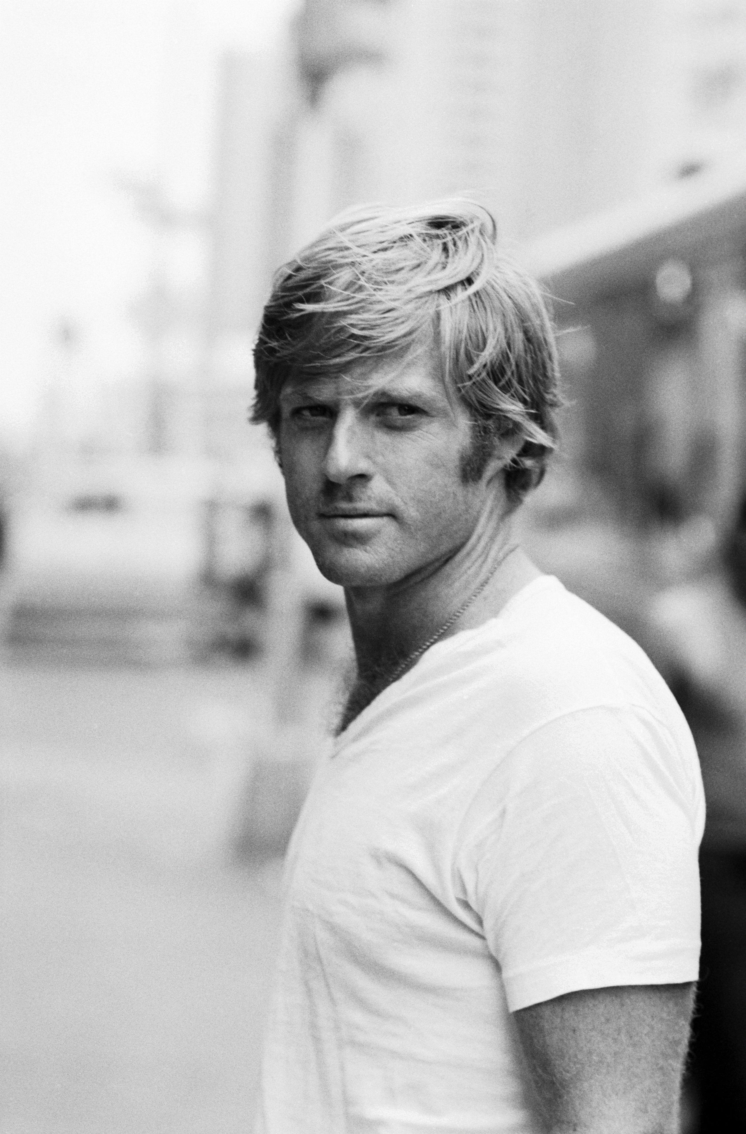 is robert redford married