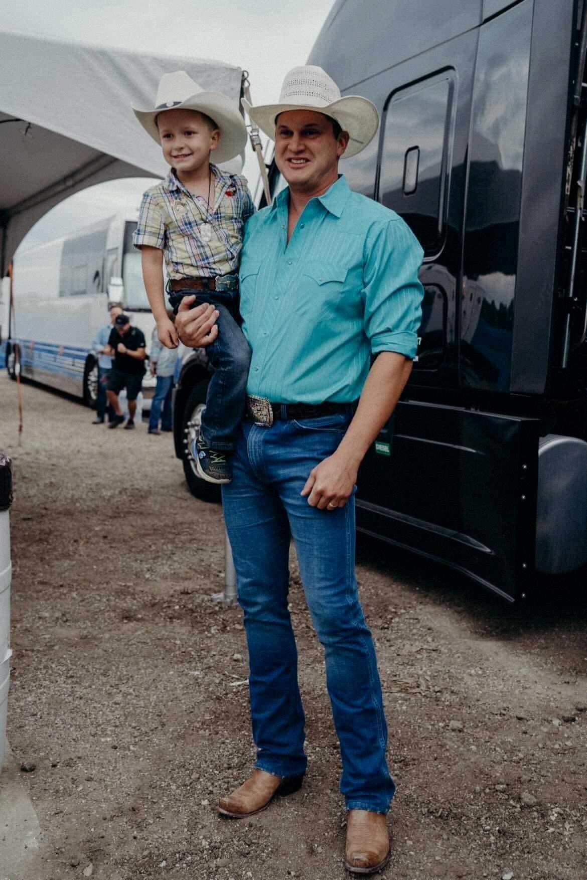 Jon Pardi’s Towering Height Revealed!
