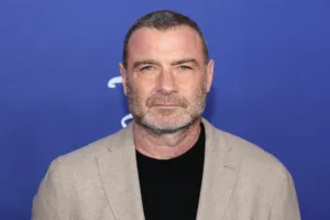 liev schreiber height 1 1