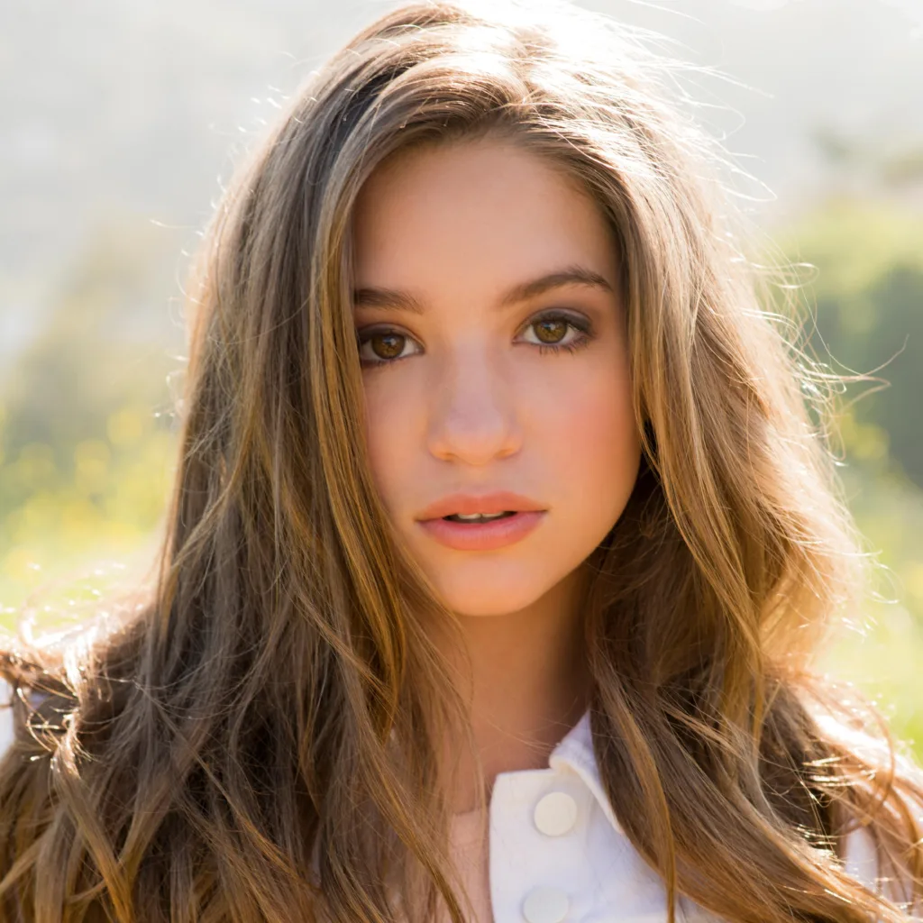 Mackenzie Ziegler Makes Waves on 'The Masked Dancer'