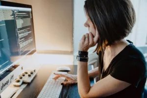 programmer 1683879209