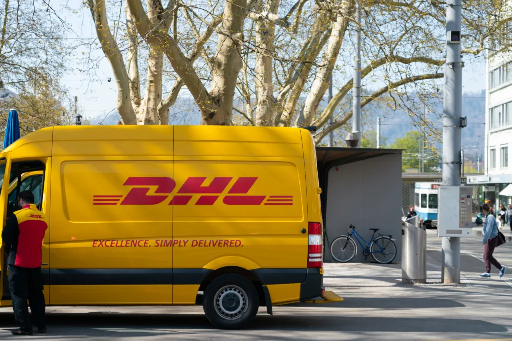 DHL Express 1687768890