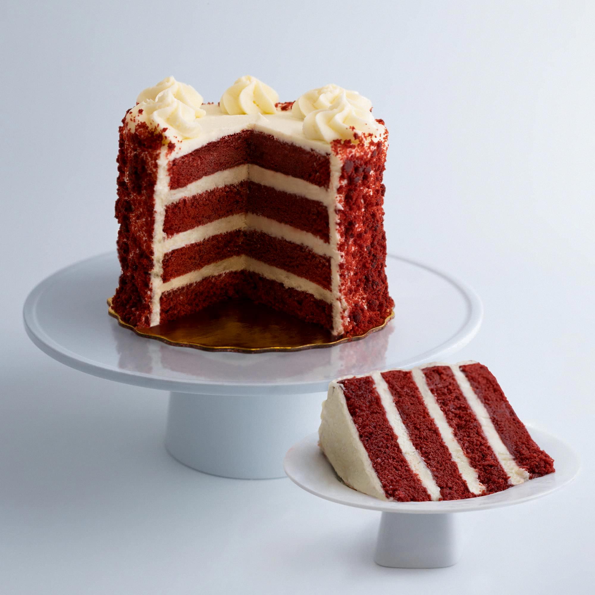 Red Velvet Cake vs Chocolate cake: The Difference is in the Taste
