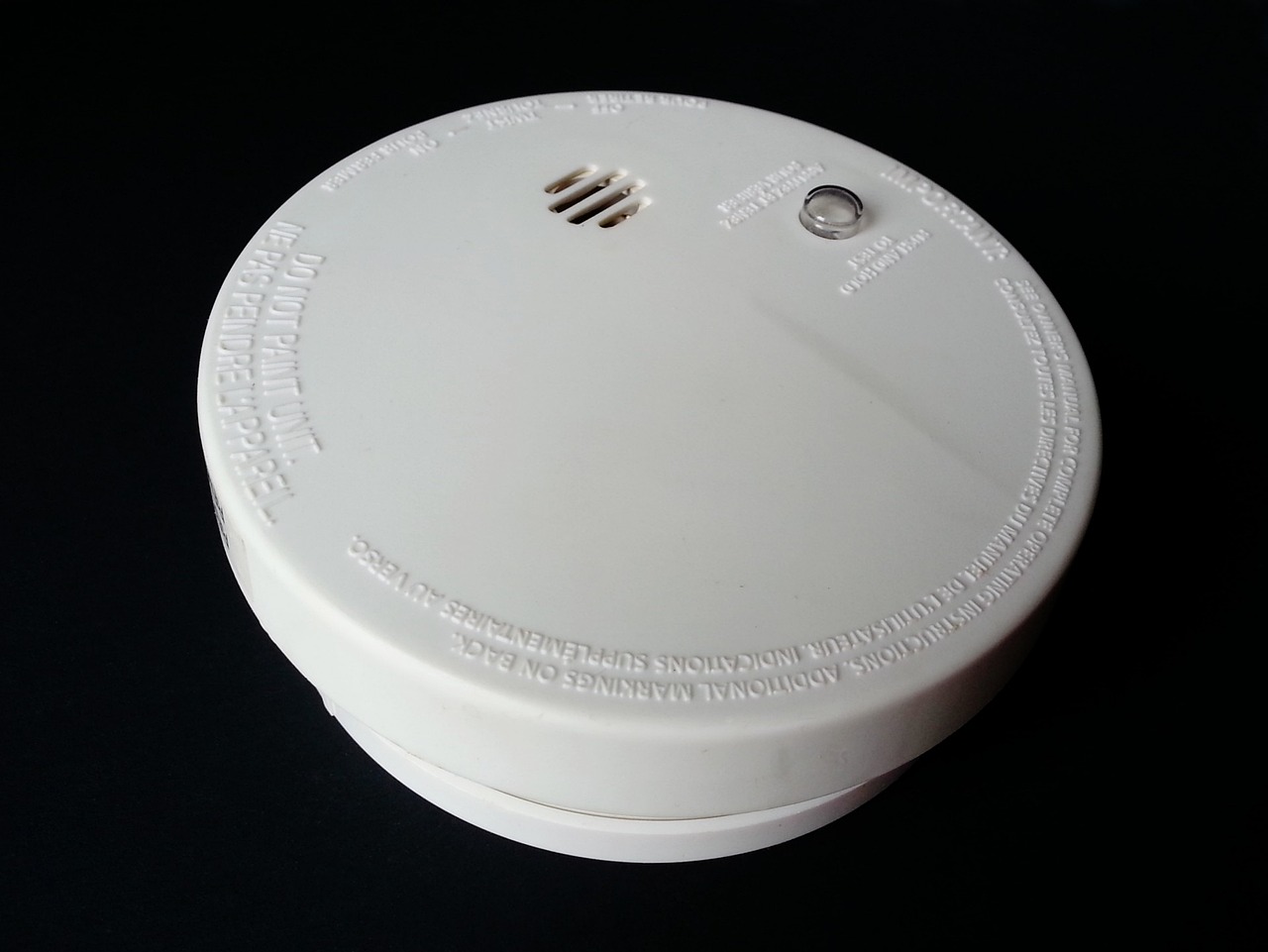 Smoke Alarm Beeps Twice then Stops Causes and Fixes