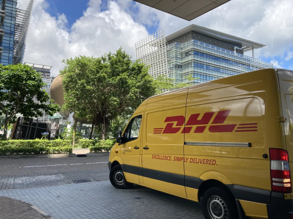 DHL 1690566422