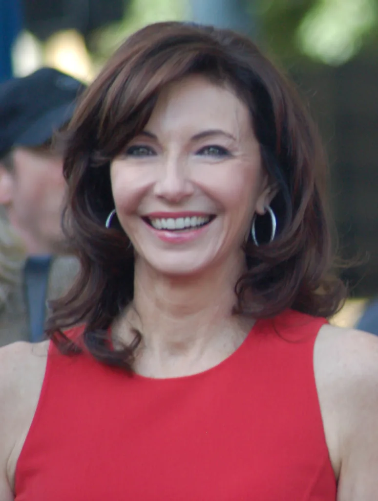 mary steenburgen stepmom 1688200045