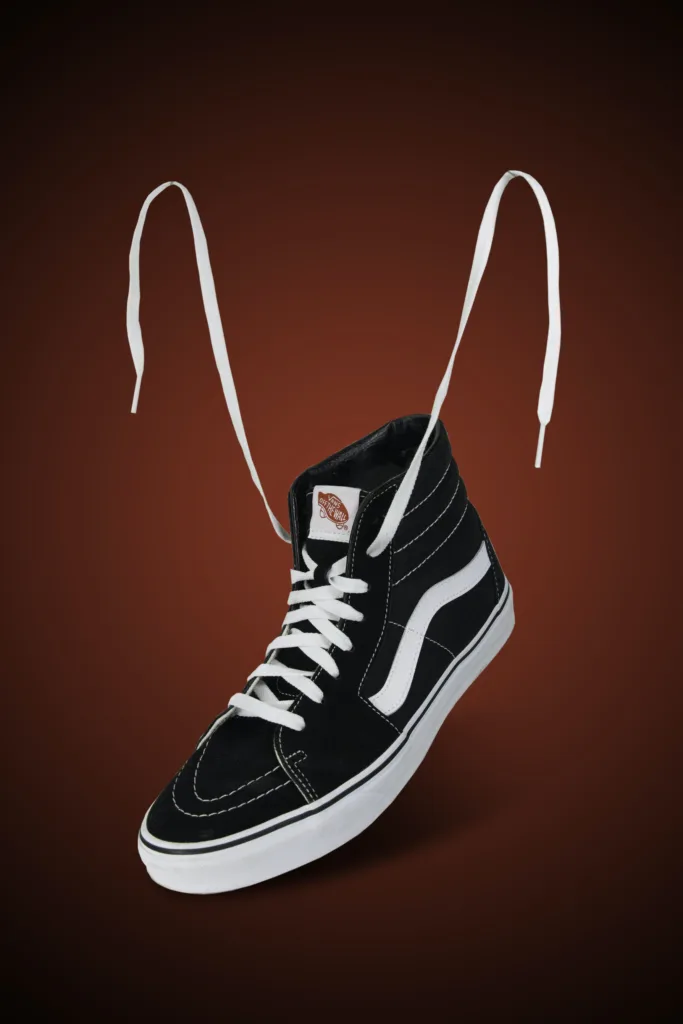 shoelace 1690097165