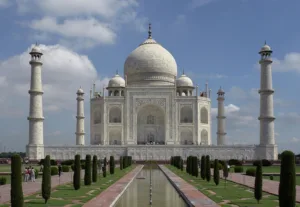 what city is the taj mahal in 1 1