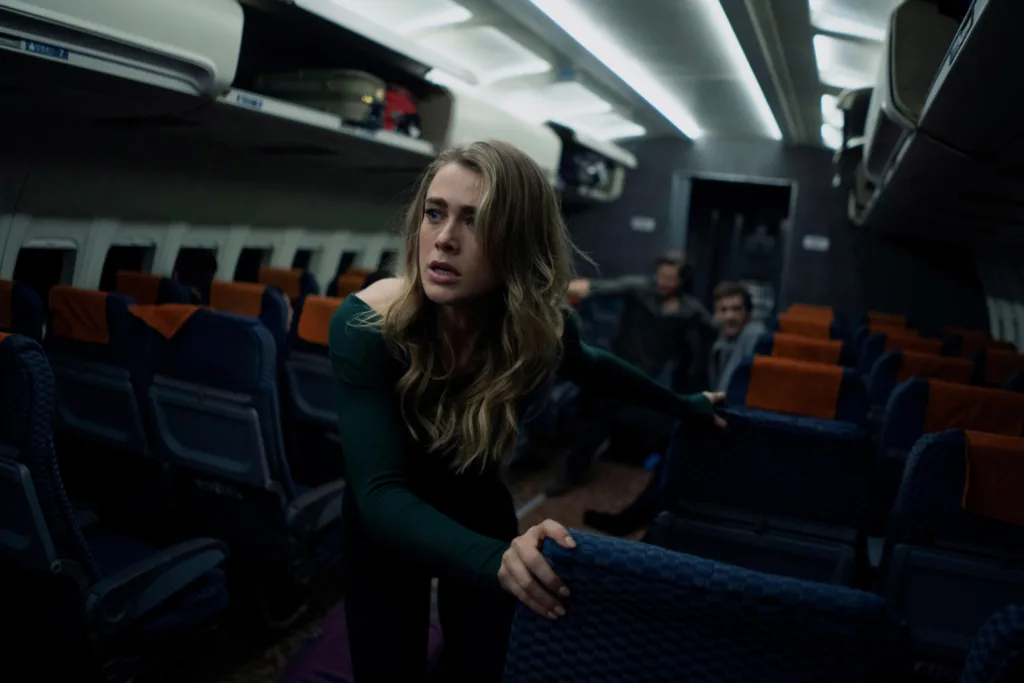 What Happened To Flight 828 In 2013 Flight 828 Faces the Unexpected