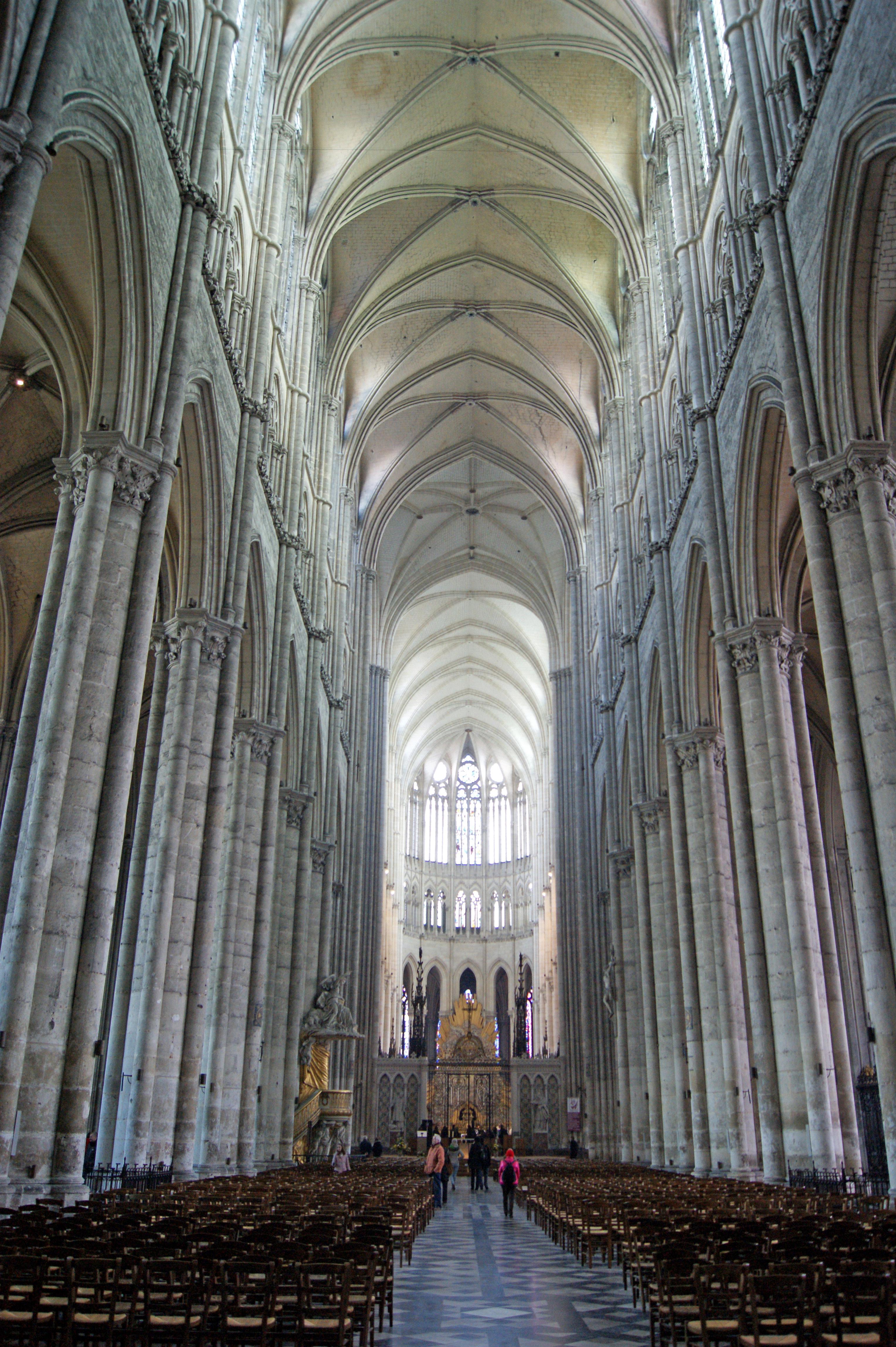 what is special about the amiens cathedral
