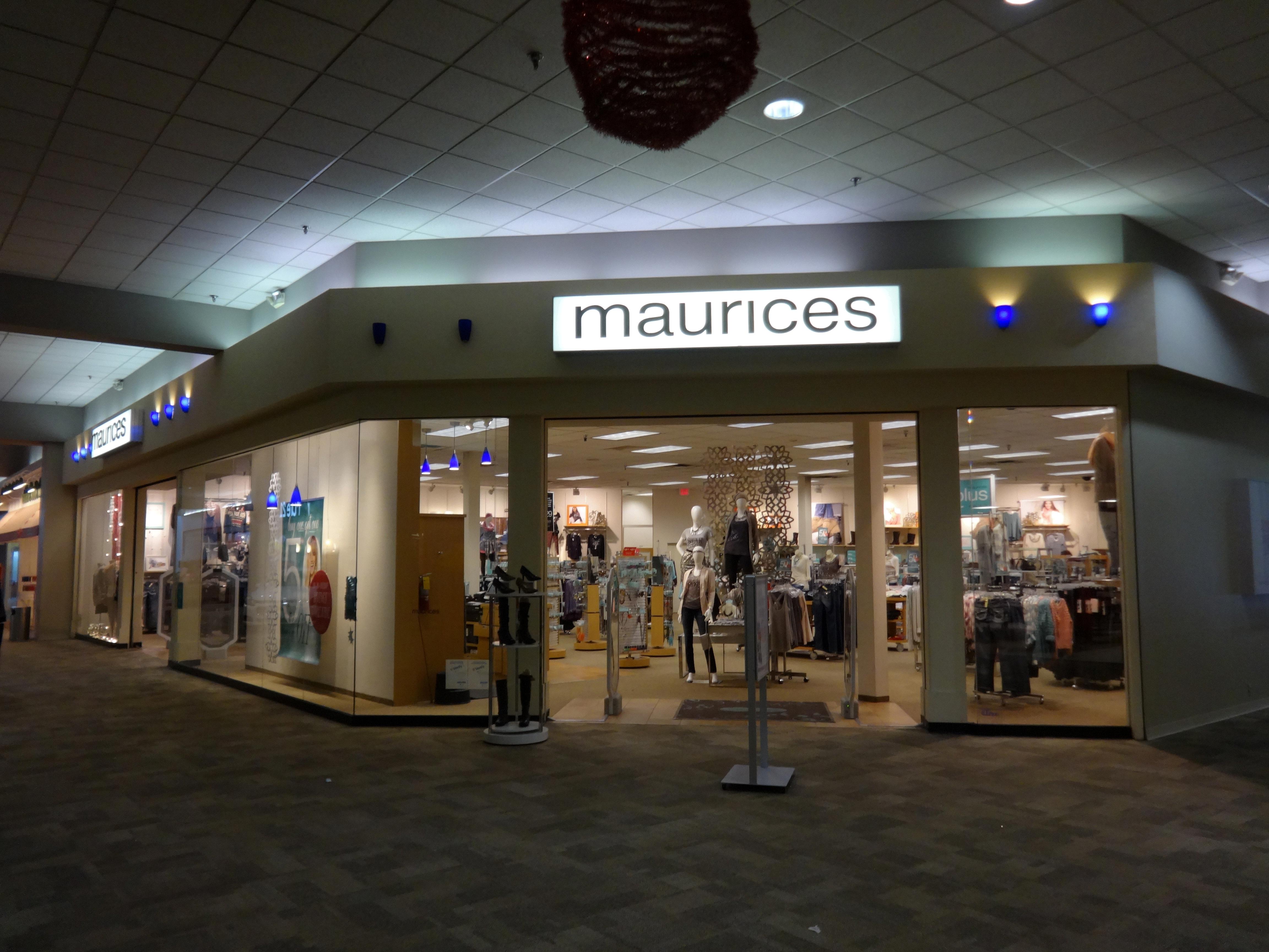 what time does maurices open