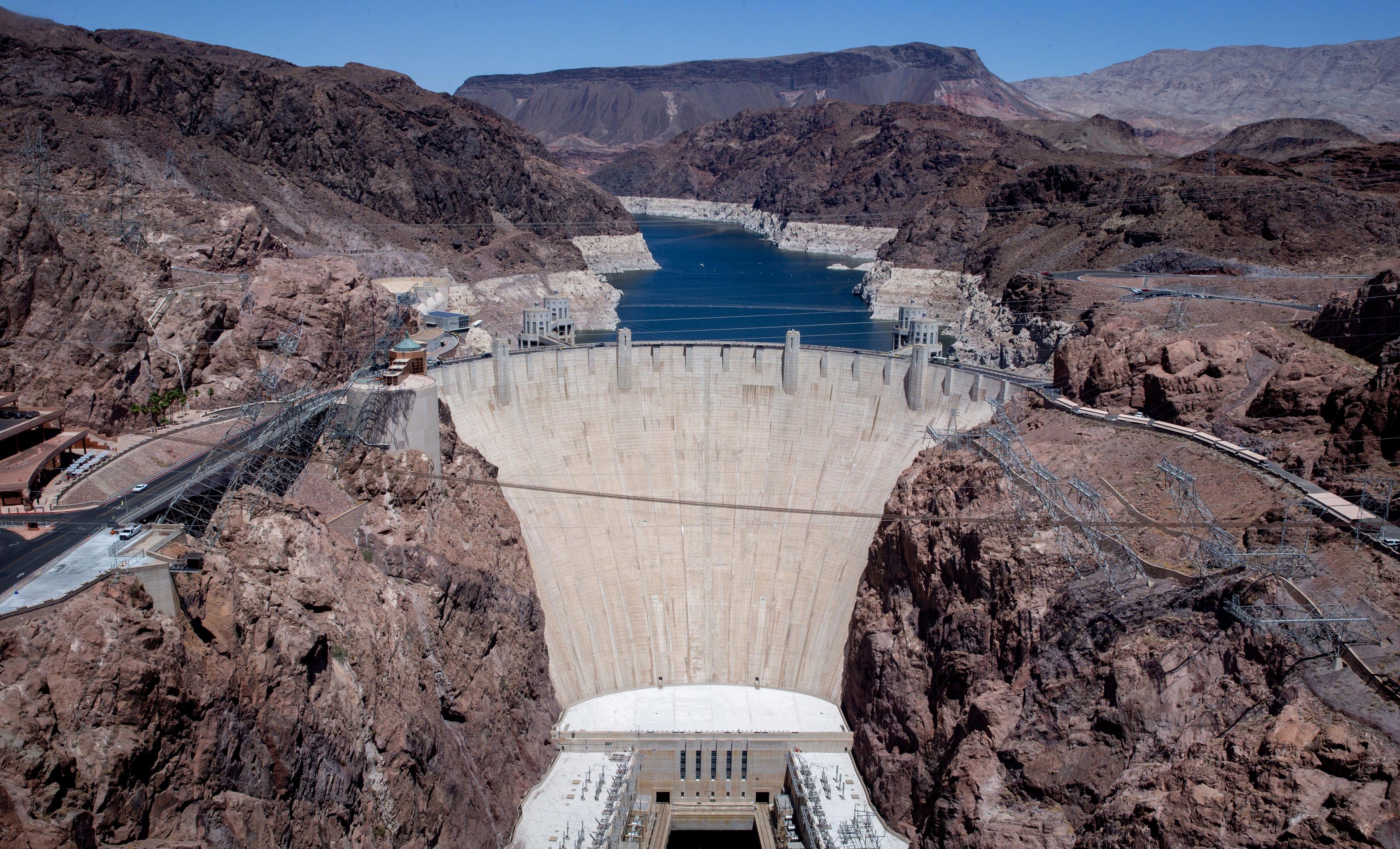 what would happen if the hoover dam broke