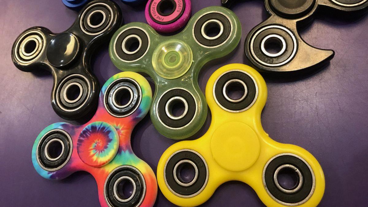 when did fidget spinners come out