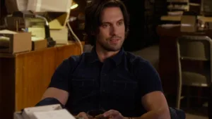 when does jess come in gilmore girls 1 1