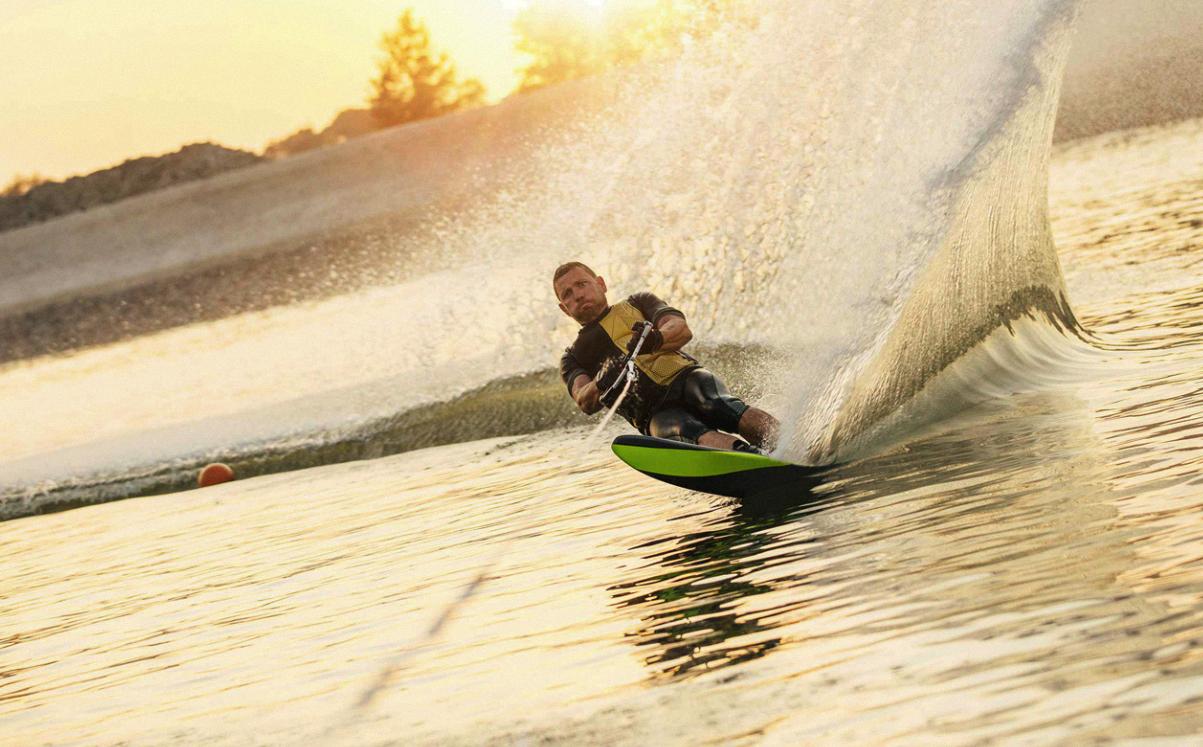 which is a recommended water skiing safety practice