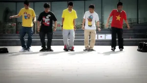 Crip walking Dance 1694293435