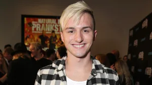 Lucas Alan Cruikshank 1693769672