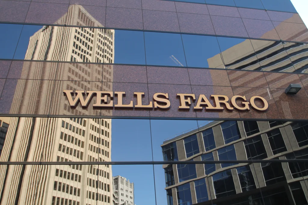 wells fargo 1694080900