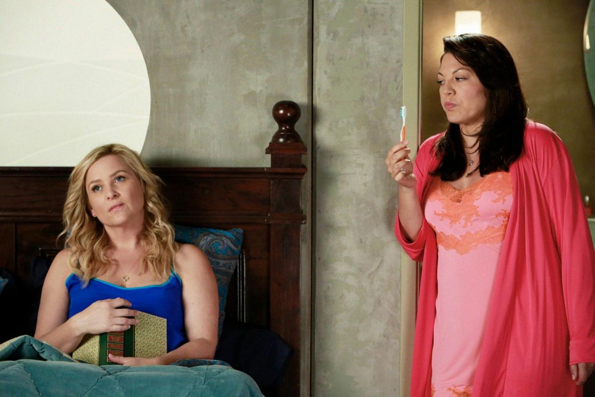 Callie and Arizona's Marriage Struggles Ends in Divorce