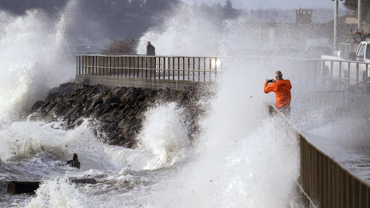 Managing Seattle's Unique Wind Patterns